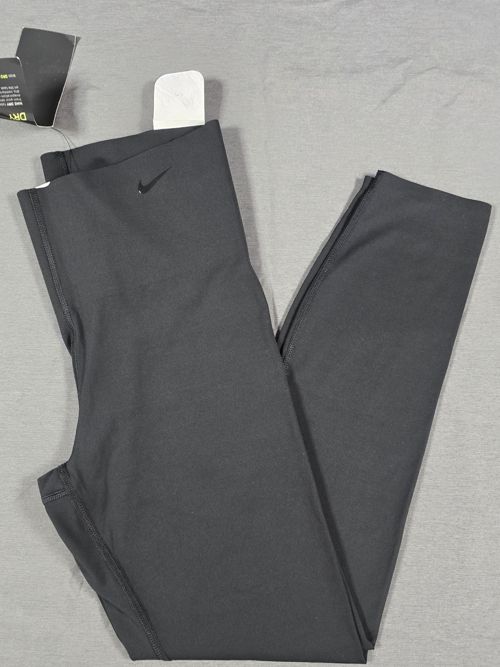 Nike Black and Neon Yellow Sculpt Lux Tight-Fit Leggings